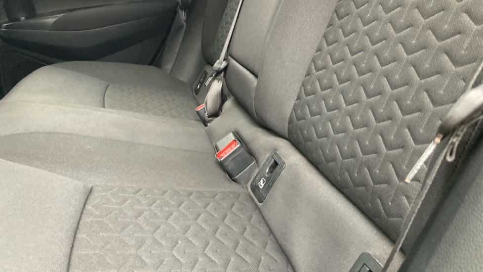 Toyota Corolla 1.8 VVT-i Hybrid Design 5dr CVT Hybrid Hatchback - Image 41
