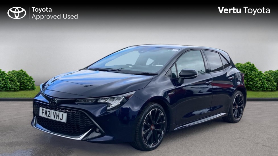 Toyota Corolla 2.0 VVT-i Hybrid GR Sport 5dr CVT Hybrid Hatchback - Image 3