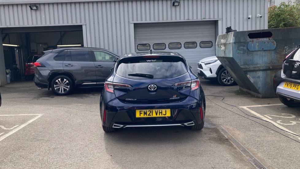 Toyota Corolla 2.0 VVT-i Hybrid GR Sport 5dr CVT Hybrid Hatchback - Image 26