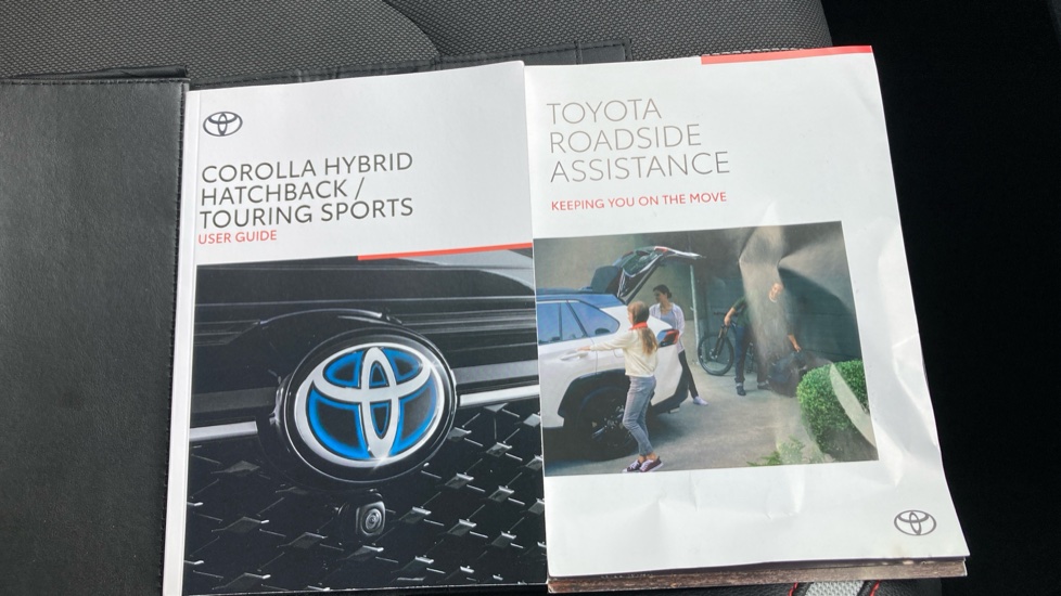 Toyota Corolla 2.0 VVT-i Hybrid GR Sport 5dr CVT Hybrid Hatchback - Image 27