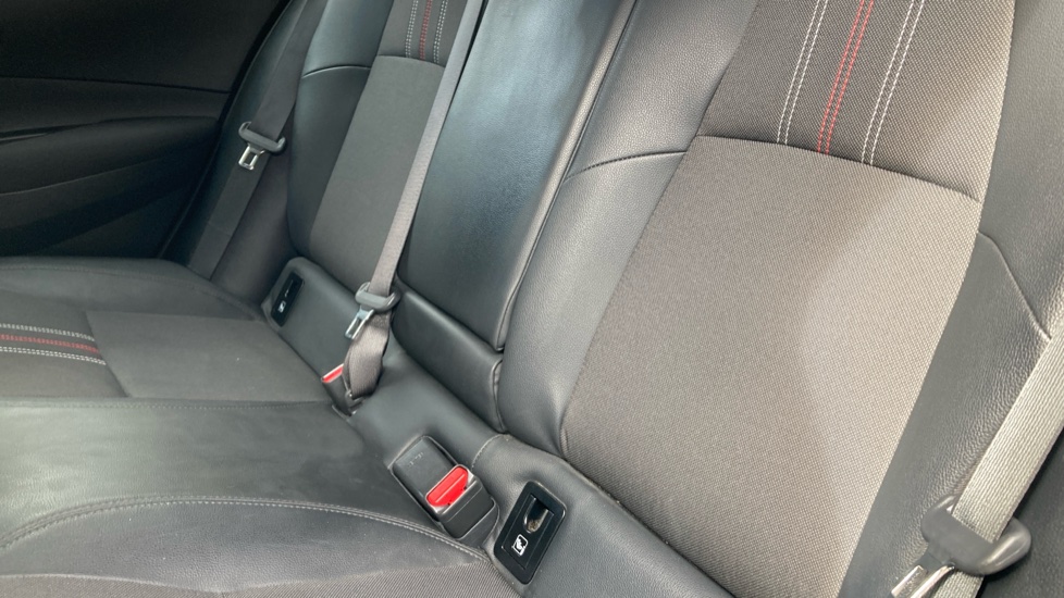 Toyota Corolla 2.0 VVT-i Hybrid GR Sport 5dr CVT Hybrid Hatchback - Image 42