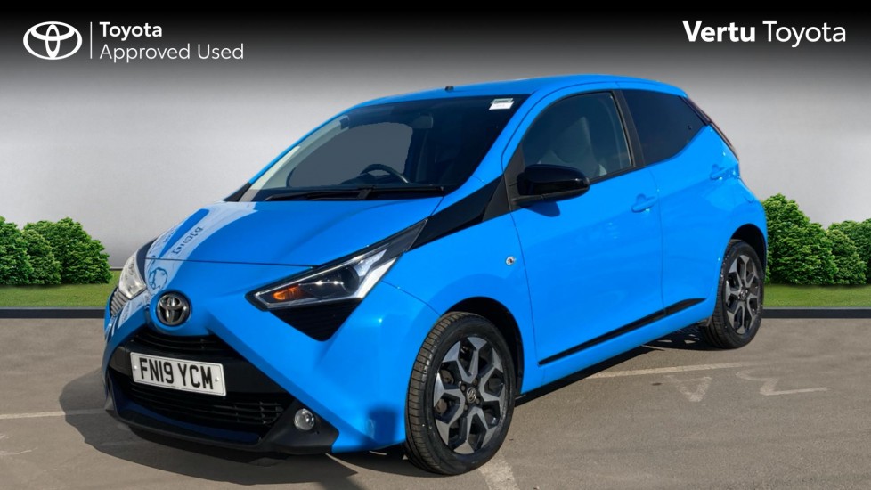 Toyota Aygo 1.0 VVT-i X-Trend 5dr Petrol Hatchback - Image 3