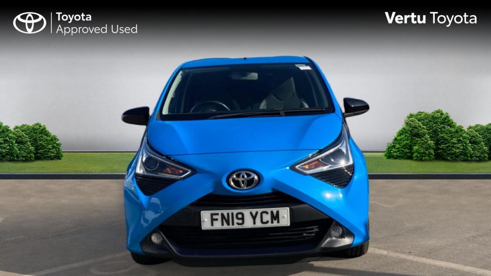 Toyota Aygo 1.0 VVT-i X-Trend 5dr Petrol Hatchback - Image 22