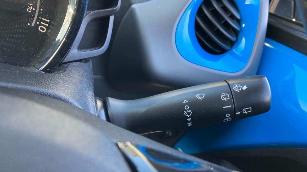 Toyota Aygo 1.0 VVT-i X-Trend 5dr Petrol Hatchback - Image 34