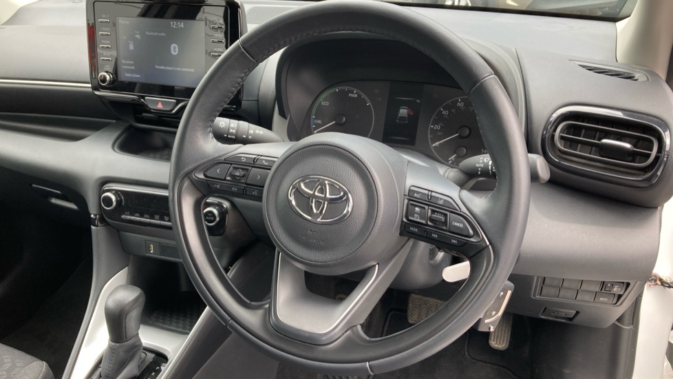 Toyota Yaris 1.5 Hybrid Icon 5dr CVT Hybrid Hatchback - Image 10