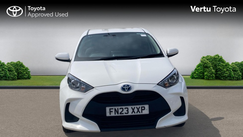 Toyota Yaris 1.5 Hybrid Icon 5dr CVT Hybrid Hatchback - Image 22