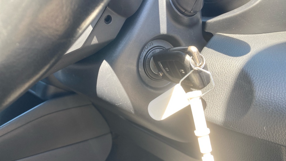Toyota Yaris 1.5 Hybrid Design 5dr CVT Hybrid Hatchback - Image 16