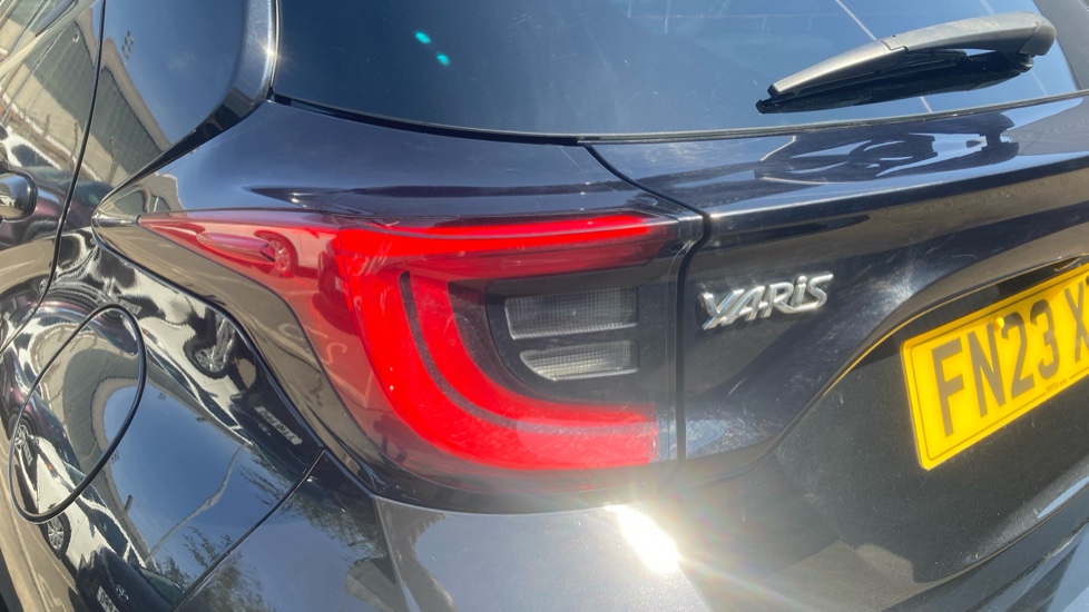 Toyota Yaris 1.5 Hybrid Design 5dr CVT Hybrid Hatchback - Image 21