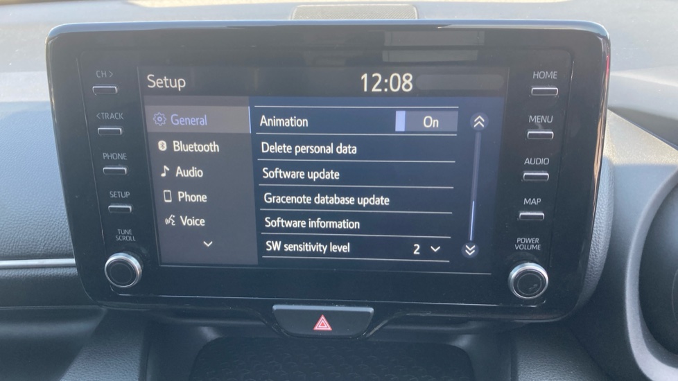 Toyota Yaris 1.5 Hybrid Design 5dr CVT Hybrid Hatchback - Image 47
