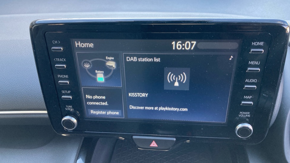 Toyota Yaris Cross 1.5 Hybrid Icon 5dr CVT Hybrid Estate - Image 9