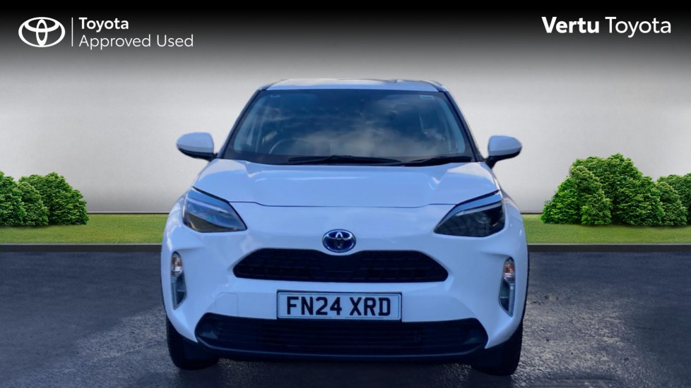 Toyota Yaris Cross 1.5 Hybrid Icon 5dr CVT Hybrid Estate - Image 22