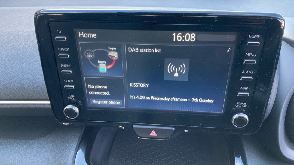 Toyota Yaris Cross 1.5 Hybrid Icon 5dr CVT Hybrid Estate - Image 37