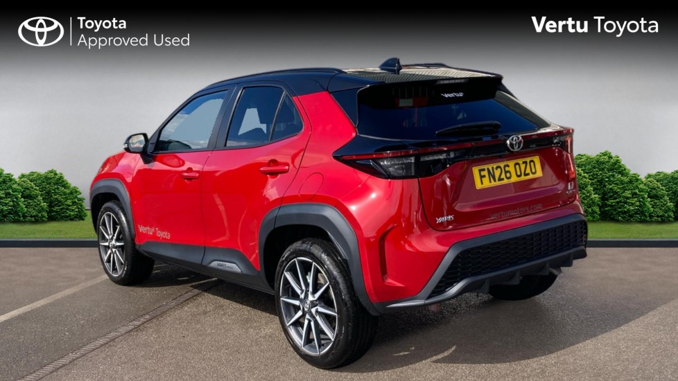 Toyota Yaris Cross 1.5 Hybrid GR Sport 5dr CVT Hybrid Estate - Image 4