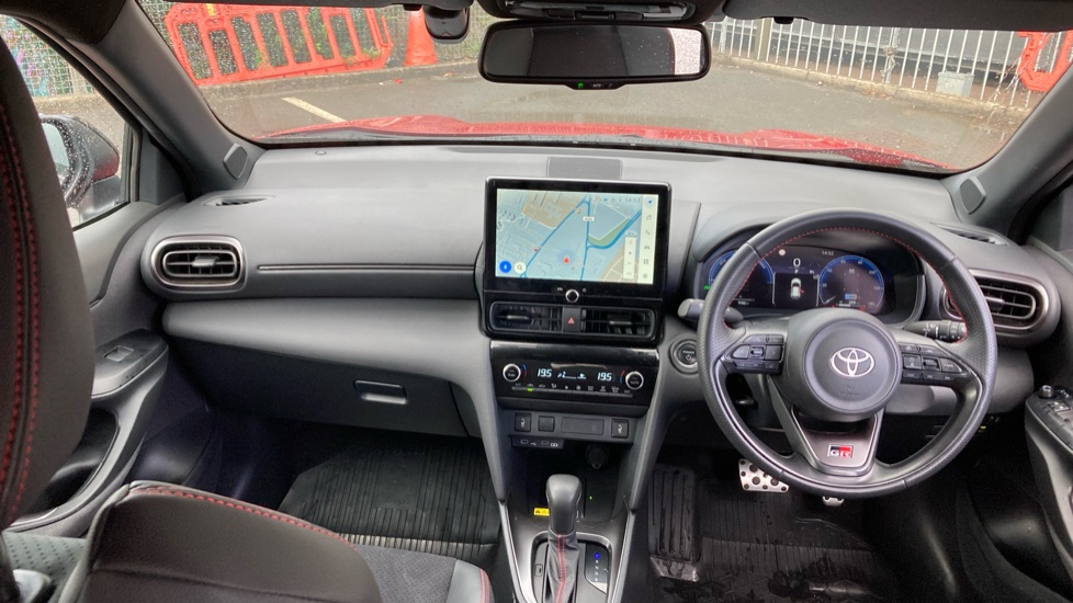 Toyota Yaris Cross 1.5 Hybrid GR Sport 5dr CVT Hybrid Estate - Image 6