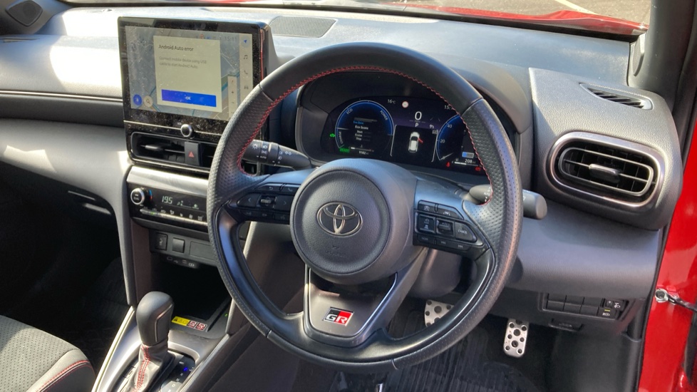 Toyota Yaris Cross 1.5 Hybrid GR Sport 5dr CVT Hybrid Estate - Image 7