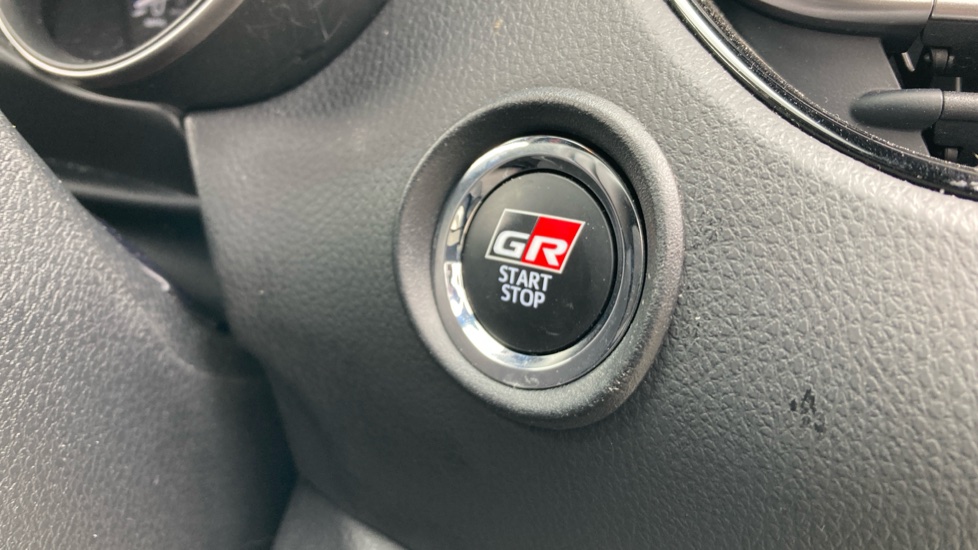 Toyota C-HR 2.0 Hybrid GR Sport 5dr CVT Hybrid Hatchback - Image 16