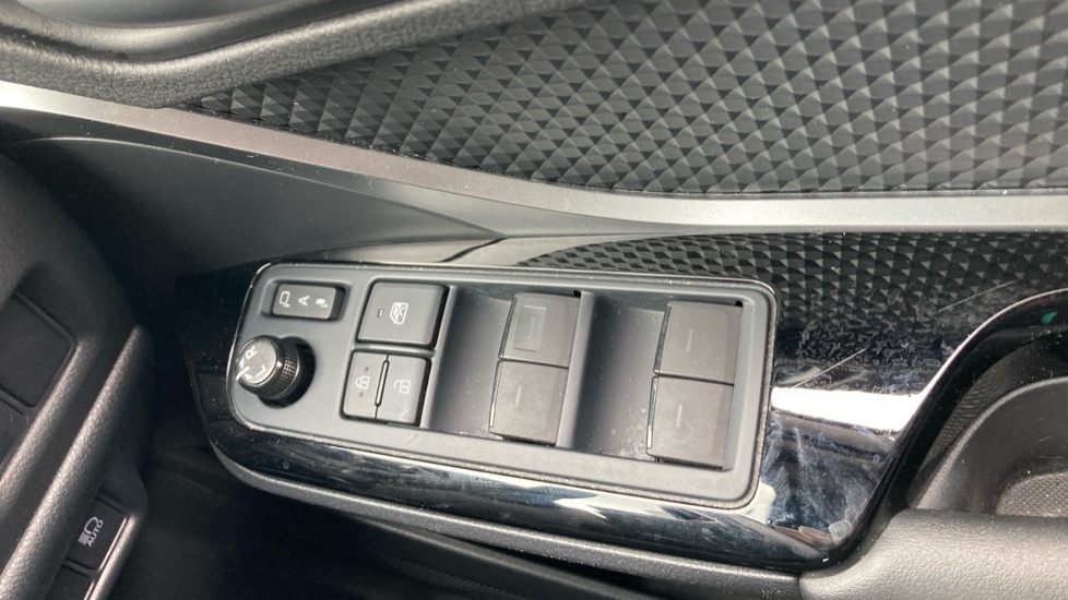 Toyota C-HR 2.0 Hybrid GR Sport 5dr CVT Hybrid Hatchback - Image 29