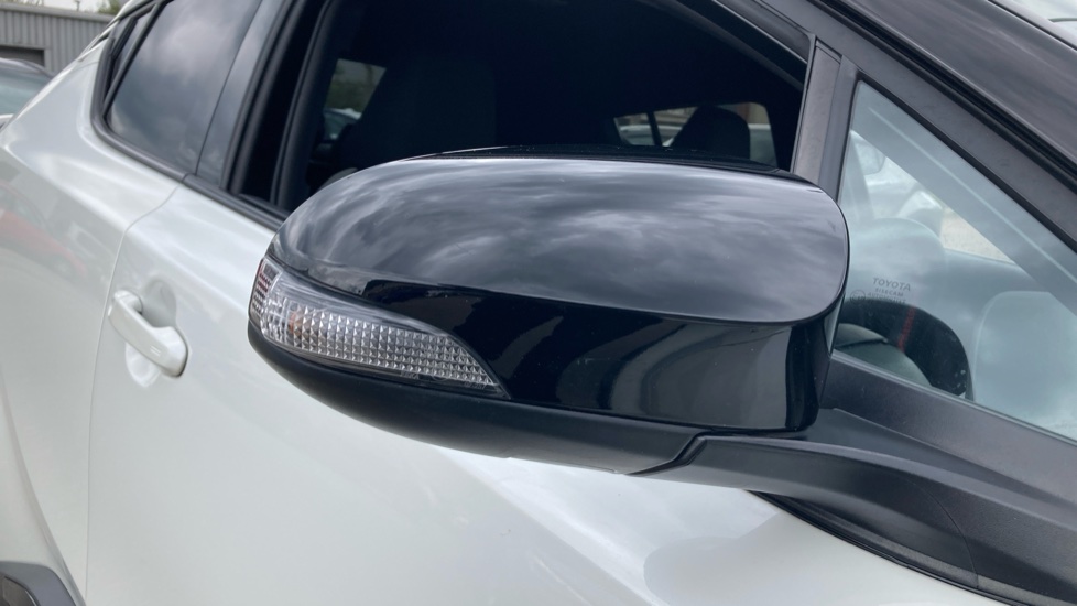 Toyota C-HR 2.0 Hybrid GR Sport 5dr CVT Hybrid Hatchback - Image 49
