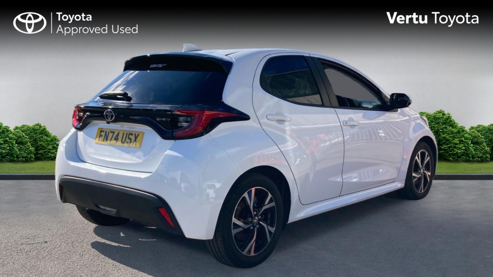 Toyota Yaris 1.5 Hybrid Design 5dr CVT Hybrid Hatchback - Image 2