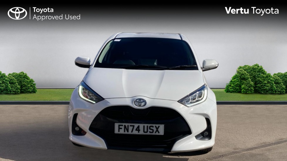 Toyota Yaris 1.5 Hybrid Design 5dr CVT Hybrid Hatchback - Image 22