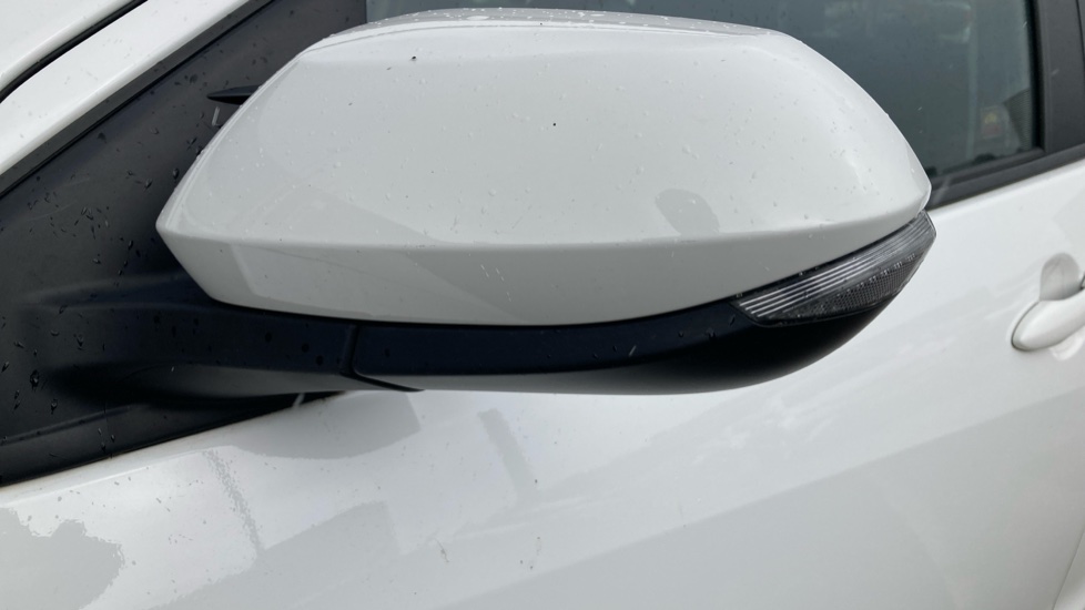 Toyota Yaris 1.5 Hybrid Design 5dr CVT Hybrid Hatchback - Image 46