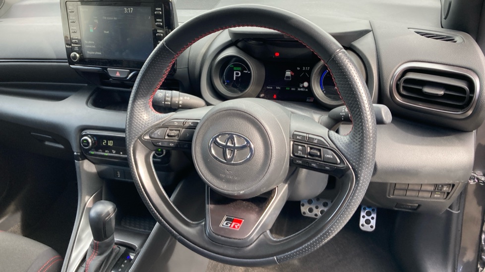 Toyota Yaris 1.5 Hybrid GR Sport 5dr CVT Hybrid Hatchback - Image 10