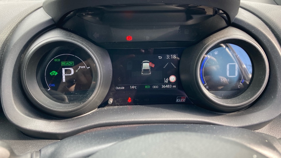 Toyota Yaris 1.5 Hybrid GR Sport 5dr CVT Hybrid Hatchback - Image 11