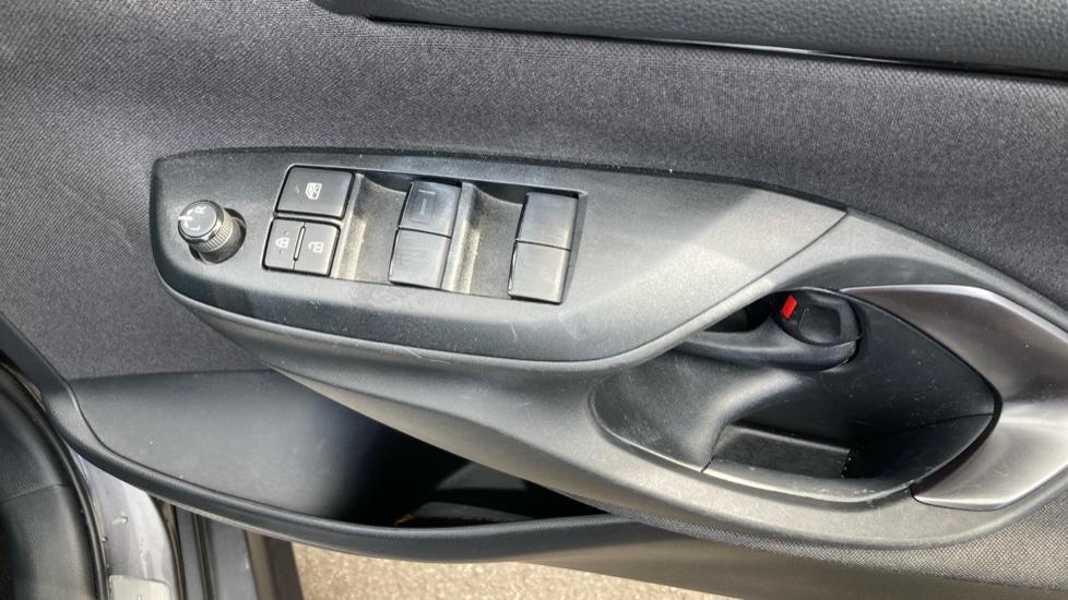Toyota Yaris 1.5 Hybrid GR Sport 5dr CVT Hybrid Hatchback - Image 30
