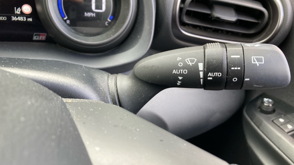 Toyota Yaris 1.5 Hybrid GR Sport 5dr CVT Hybrid Hatchback - Image 33