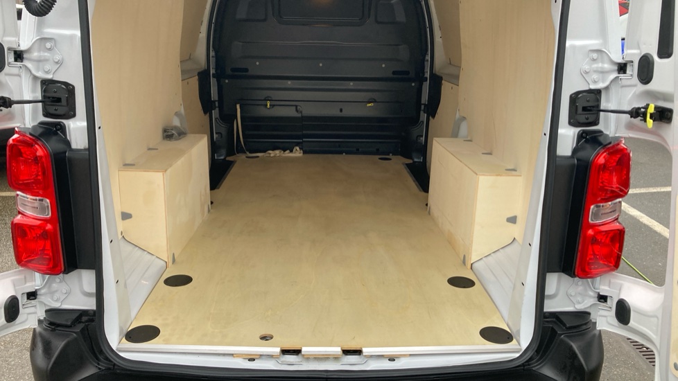 Toyota Proace L2 Diesel 2.0D 145 Active Van - Image 14