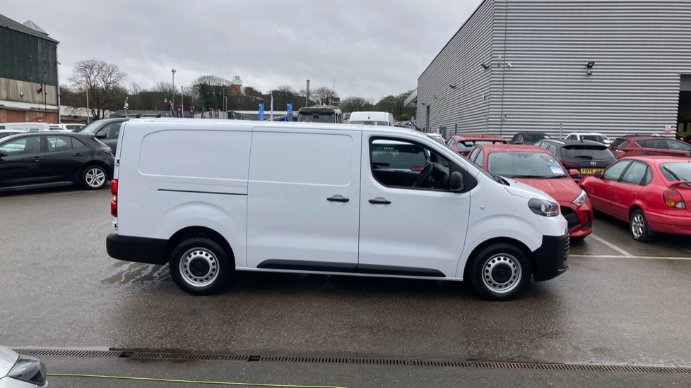 Toyota Proace L2 Diesel 2.0D 145 Active Van - Image 16