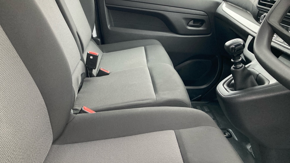 Toyota Proace L2 Diesel 2.0D 145 Active Van - Image 32