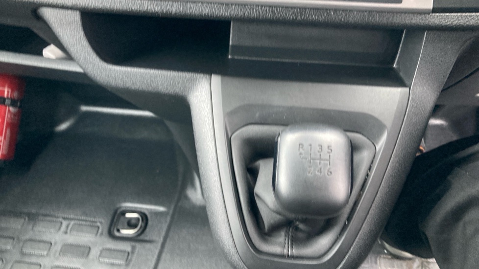 Toyota Proace L2 Diesel 2.0D 145 Active Van - Image 34