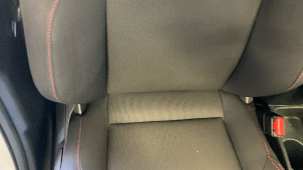 Toyota Yaris 1.5 Hybrid GR Sport 5dr CVT Hybrid Hatchback - Image 14