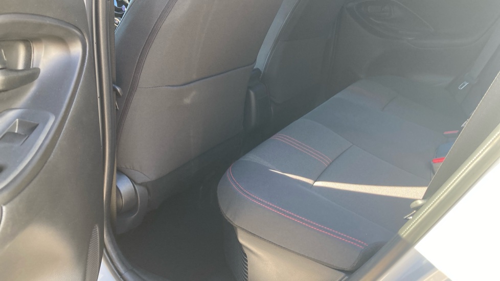 Toyota Yaris 1.5 Hybrid GR Sport 5dr CVT Hybrid Hatchback - Image 15