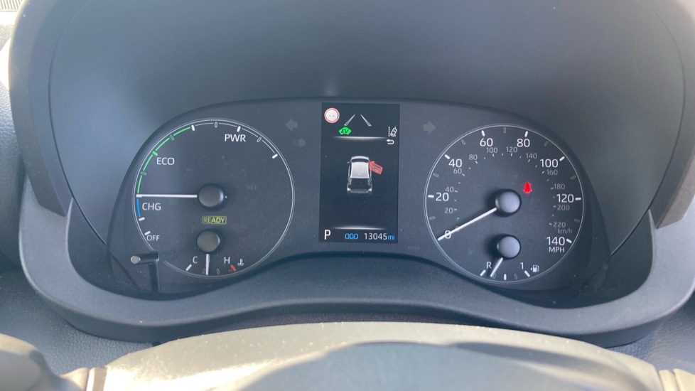Toyota Yaris 1.5 Hybrid Icon 5dr CVT Hybrid Hatchback - Image 11