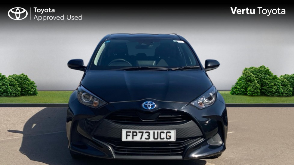 Toyota Yaris 1.5 Hybrid Icon 5dr CVT Hybrid Hatchback - Image 22