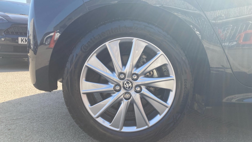 Toyota Yaris 1.5 Hybrid Icon 5dr CVT Hybrid Hatchback - Image 25