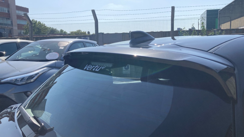 Toyota Yaris 1.5 Hybrid Icon 5dr CVT Hybrid Hatchback - Image 40