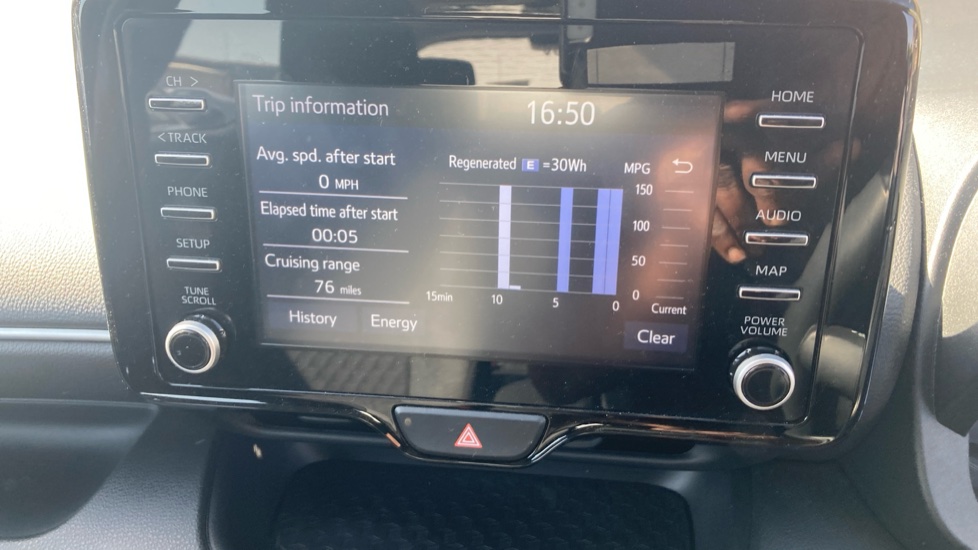 Toyota Yaris 1.5 Hybrid Icon 5dr CVT Hybrid Hatchback - Image 44