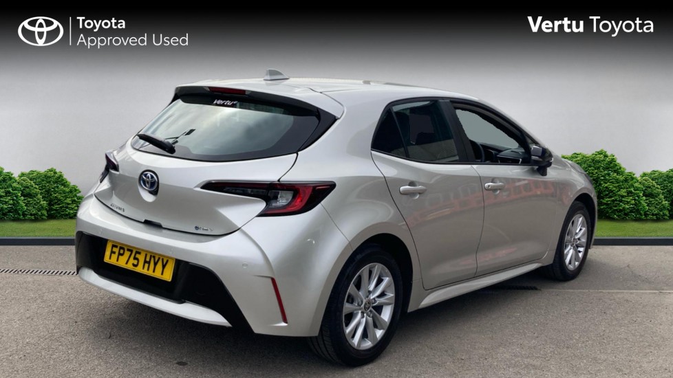 Toyota Corolla 2.0 Hybrid 178 Icon 5dr CVT Hybrid Hatchback - Image 2