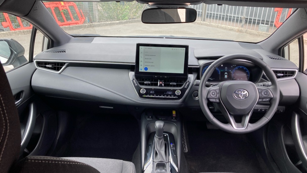 Toyota Corolla 2.0 Hybrid 178 Icon 5dr CVT Hybrid Hatchback - Image 6