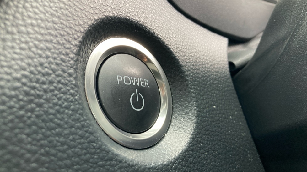 Toyota Corolla 2.0 Hybrid 178 Icon 5dr CVT Hybrid Hatchback - Image 16