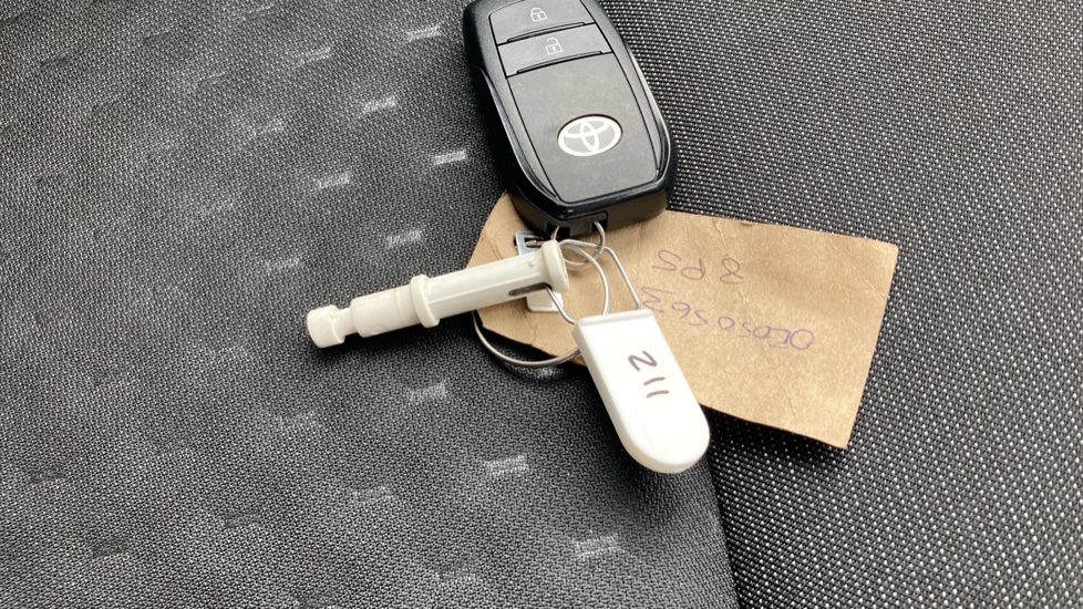 Toyota Corolla 2.0 Hybrid 178 Icon 5dr CVT Hybrid Hatchback - Image 28