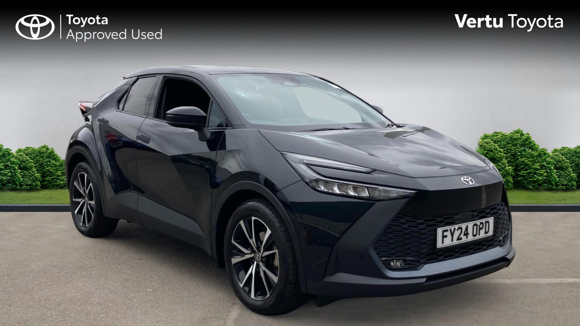 Toyota C-HR listing photo