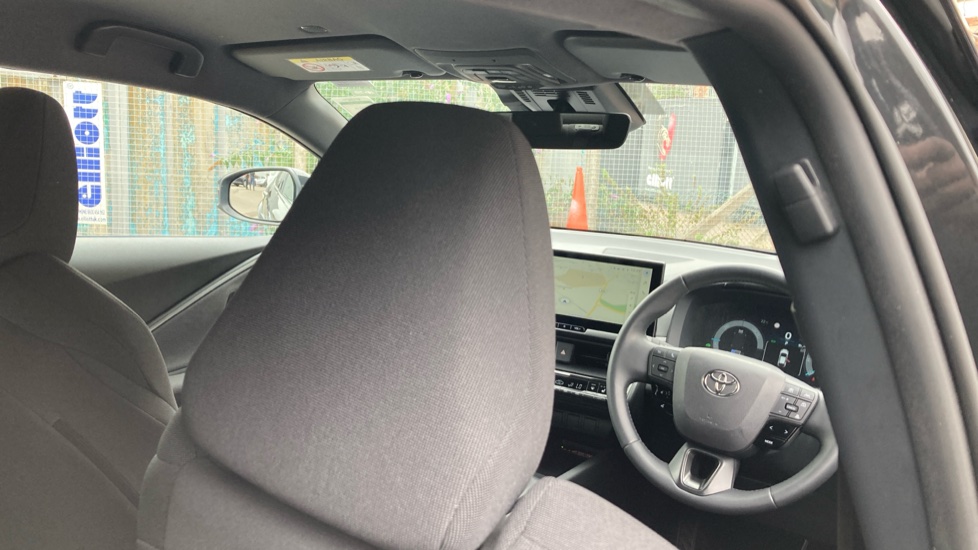 Toyota C-HR 1.8 Hybrid Design 5dr CVT Hybrid Hatchback - Image 19