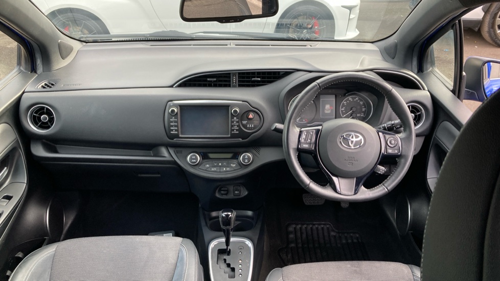 Toyota Yaris 1.5 Hybrid Excel TSS 5dr CVT Hybrid Hatchback - Image 6
