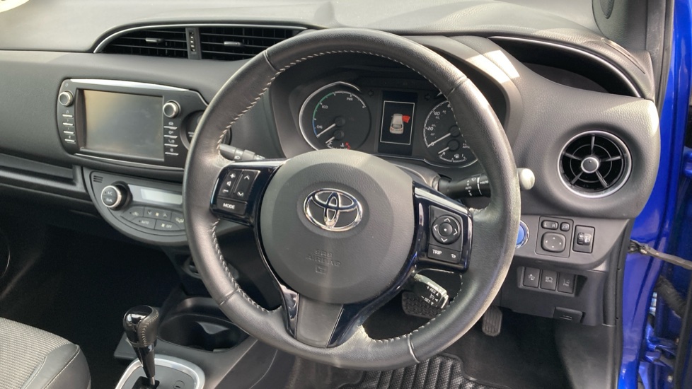 Toyota Yaris 1.5 Hybrid Excel TSS 5dr CVT Hybrid Hatchback - Image 7