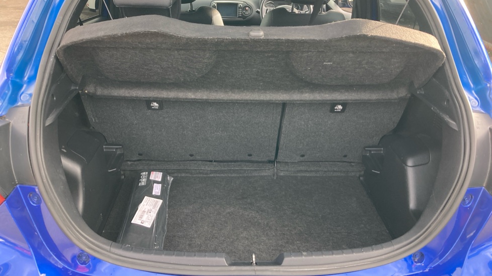 Toyota Yaris 1.5 Hybrid Excel TSS 5dr CVT Hybrid Hatchback - Image 13