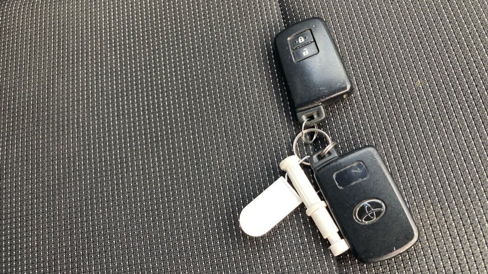 Toyota Yaris 1.5 Hybrid Excel TSS 5dr CVT Hybrid Hatchback - Image 28